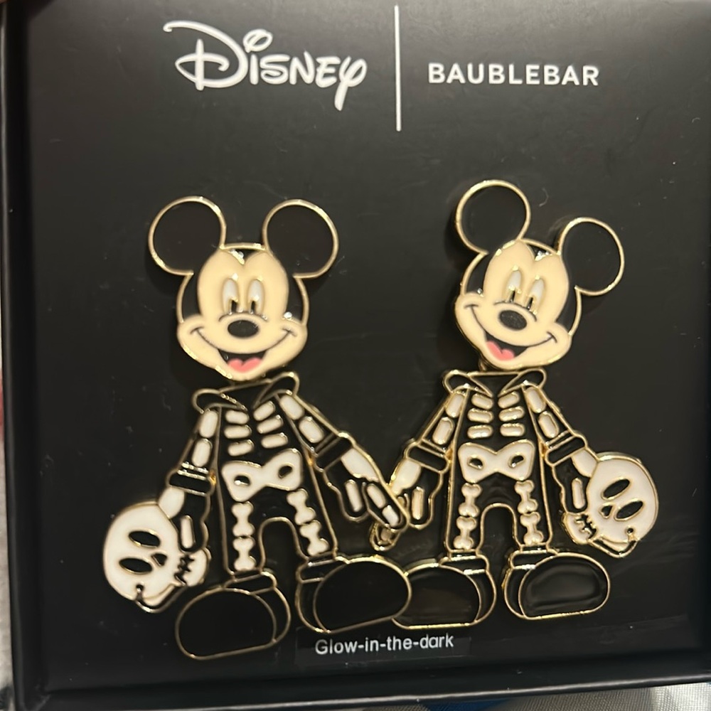 GLOW IN THE DARK DISNEY Mickey Mouse Skeleton Earrings NWT - Picture 3 of 7
